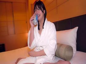 完全プライベート映像　グラマラス癒し女王　瀬田一花ちゃんと初めての二人きりお泊まり　サンプル画像09